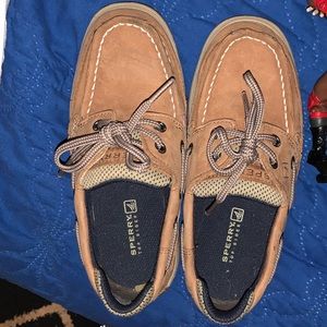 Boys sperrys size 13.
